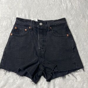 WOMEN’S BLACK PREMIUM RIBCAGE SHORTS SIZE 27